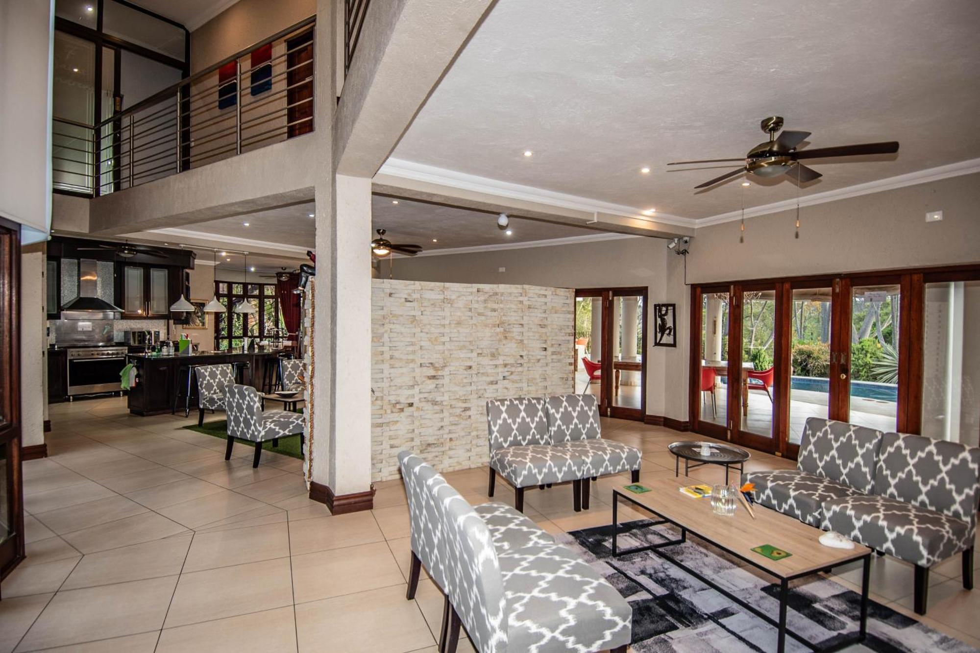 7 Saint Andrew Hotel Witrivier Buitenkant foto