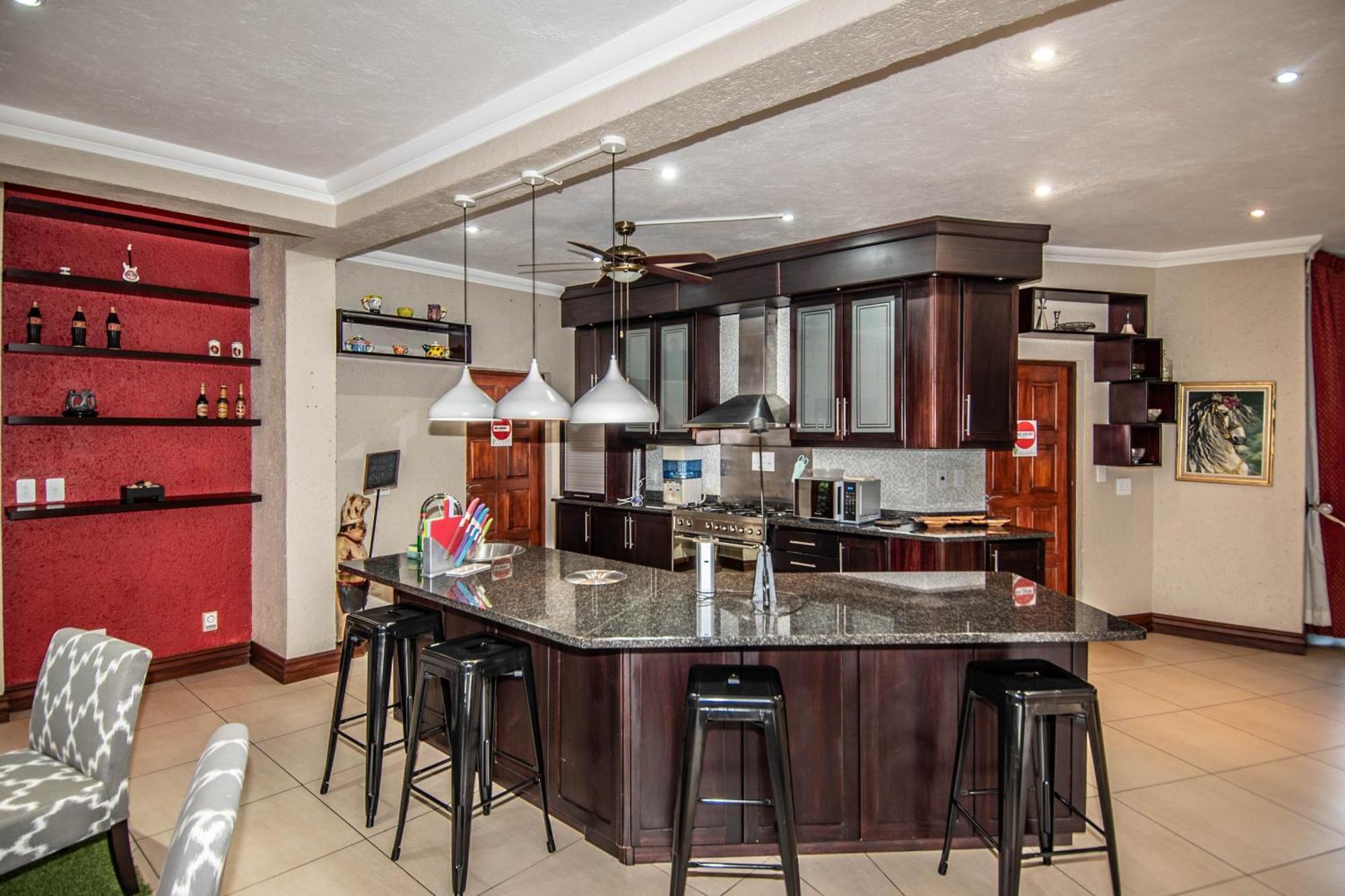 7 Saint Andrew Hotel Witrivier Buitenkant foto