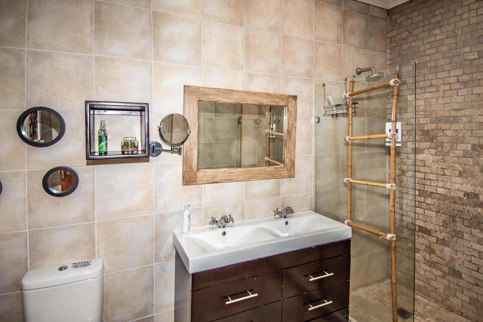 7 Saint Andrew Hotel Witrivier Buitenkant foto